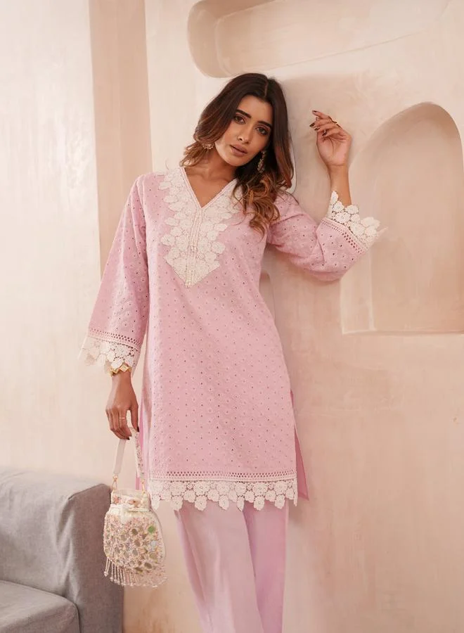 دي دبليو طقم منسق من تونيك قطن مطرز وبنطال